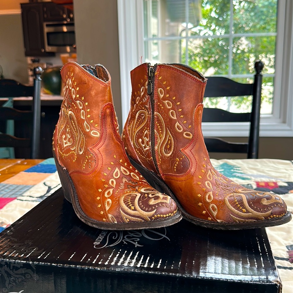 Dan Post Leather Cowboy Boots
